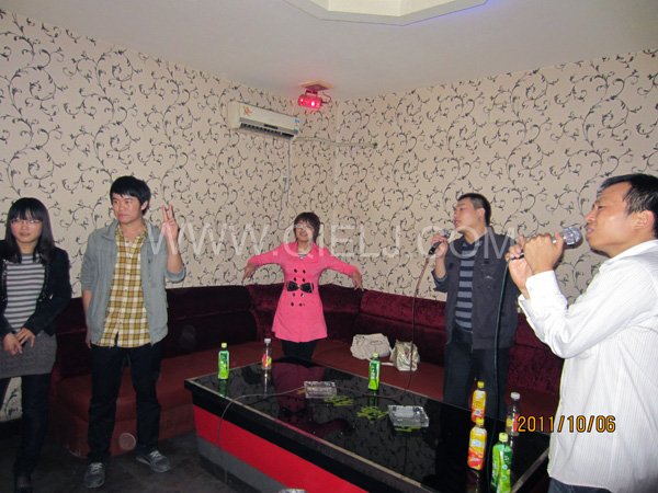 2011年10月，鄭州企鵝糧油機(jī)械有限公司--外貿(mào)部，十一國慶節(jié)團(tuán)體活動！(圖2)